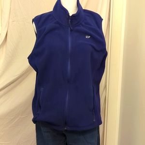 Vineyard Vines fleece vest L